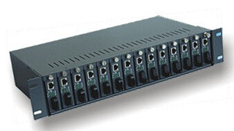 kaufen 14 16 Schlitze Unmanaged Ethernet Glasfaser-Medien-Konverter Einzelmodus Rackmounted Chassis online manufacture